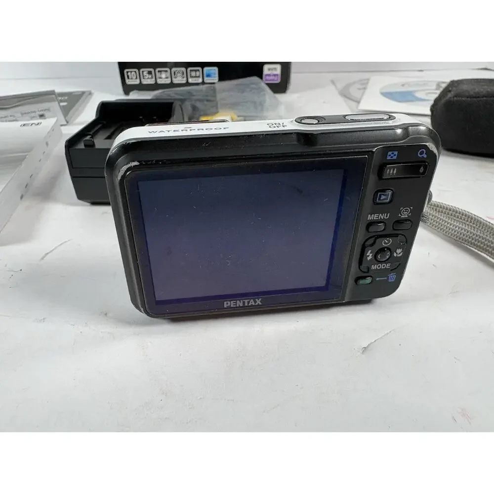 Pentax Optio WS80 10MP Waterproof Digital Camera Tested Box Charger Battery